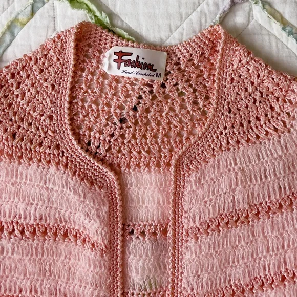 60s Baby Pink Long Sleeve Crochet Cardigan Sweater - Picture 3 of 8